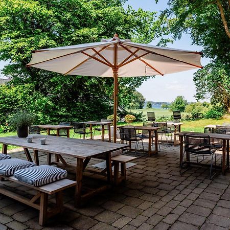 Aarskogs Boutique Hotel Glucksburg Bagian luar foto
