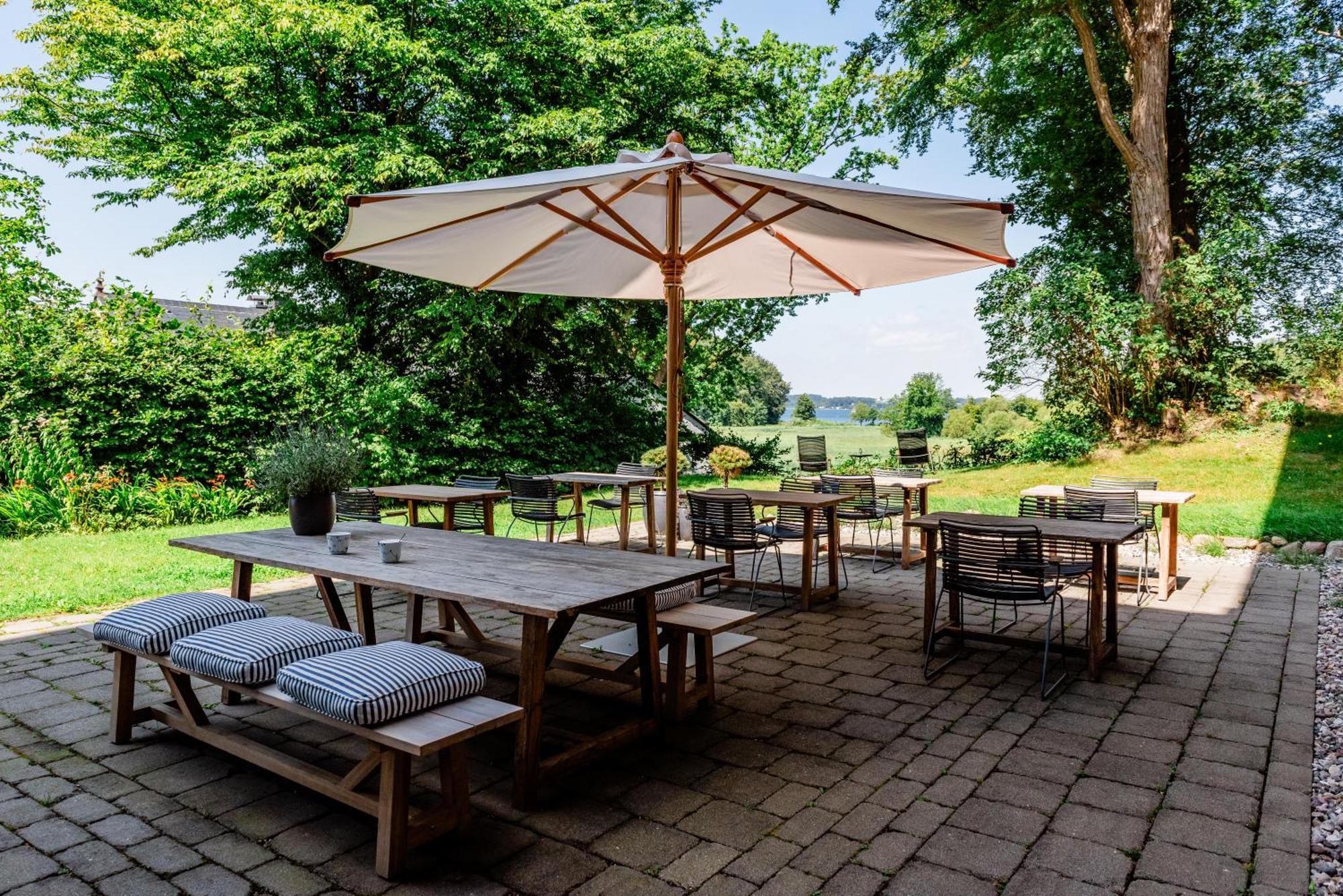 Aarskogs Boutique Hotel Glucksburg Bagian luar foto